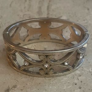 BRIGHTON WIDE MAGNETIC HINGED BRACELET